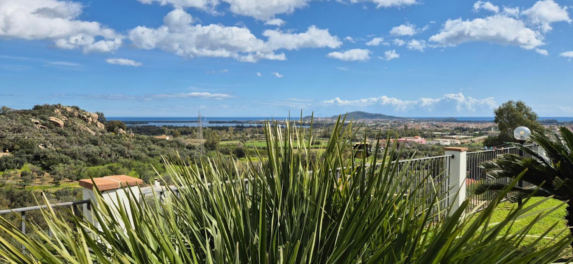 Appartement Il Panoramico à Tortolì Extérieur photo